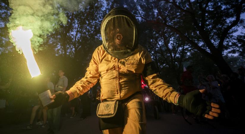 Szex a sátor tetején, avagy bizarr élmények és kalandok a Szigeten