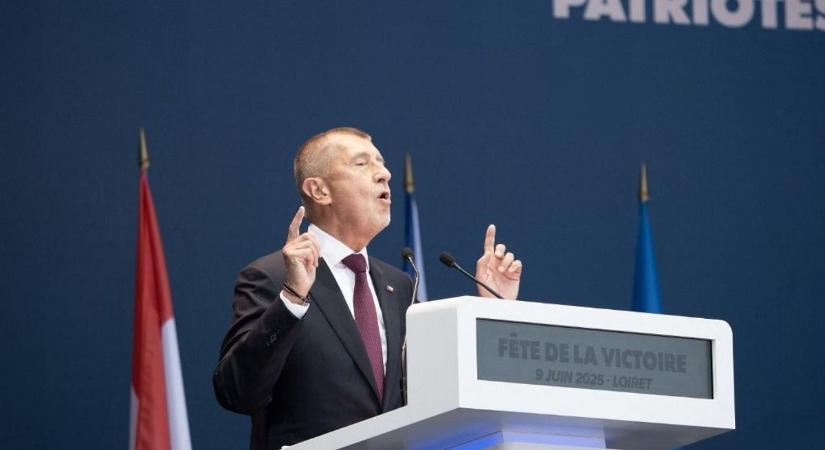 Jó hírt kapott Orbán szövetségese: két hónappal a választások előtt Andrej Babis pártja továbbra is vezet