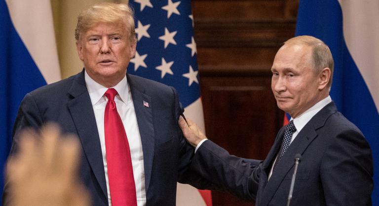 Jön az év eddigi legfontosabb találkozója – Donald Trump és Vlagyimir Putyin egy asztalhoz ül