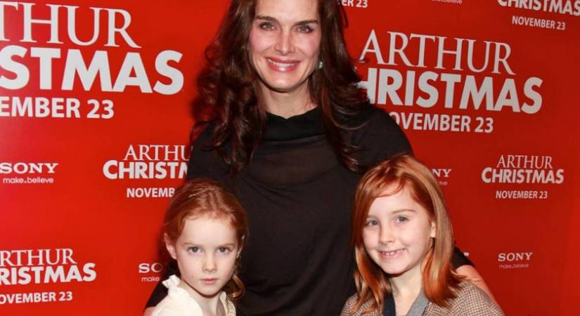 Brooke Shields két lánya közös fotón: a 22 éves Rowan és a 19 éves Grier már édesanyjuknál is szebbek