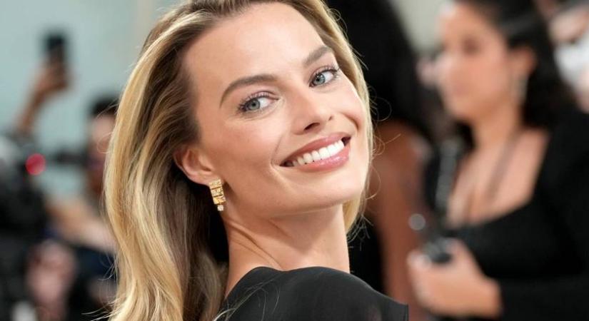 Margot Robbie-ra rá sem ismerni plasztikái előtt: tinikori kép került elő róla