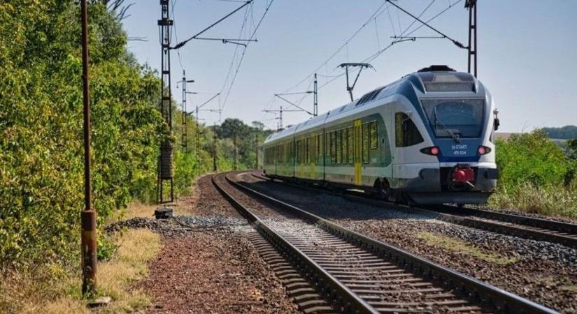 Helyreáll a vonatközlekedés, megjavították a biztosítóberendezést
