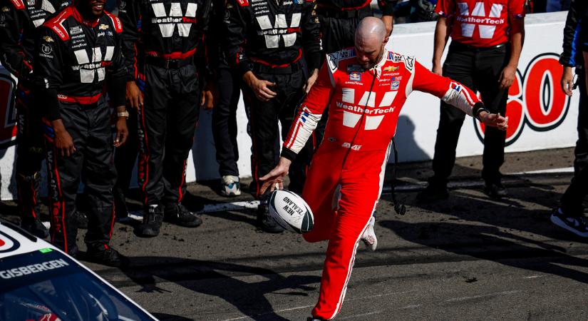 SVG győzött Watkins Glenen és már megint NASCAR-történelmet írt!
