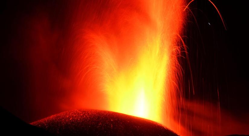 Kitört az Etna