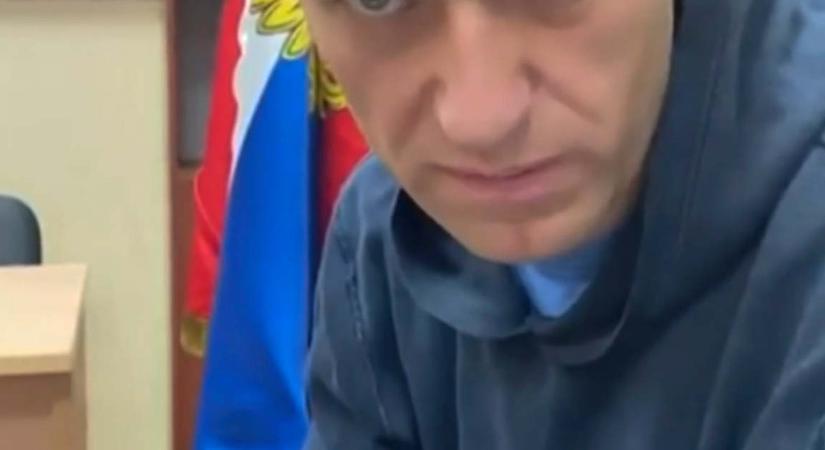 Harminc napig őrizetben marad Alekeszej Navalnijt
