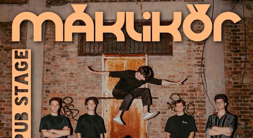 Nyírbátorban a Máklikőr zenekar