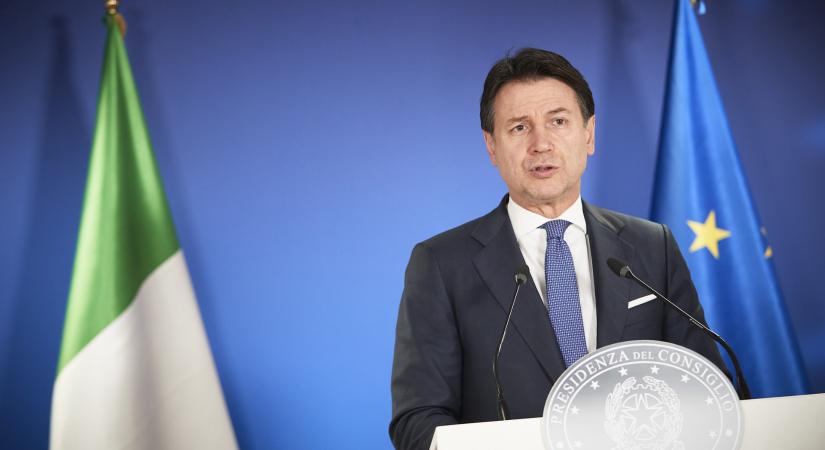 Elképzelhetetlennek nevezte az olasz kormányválságot Conte, holnapig eldől a sorsa