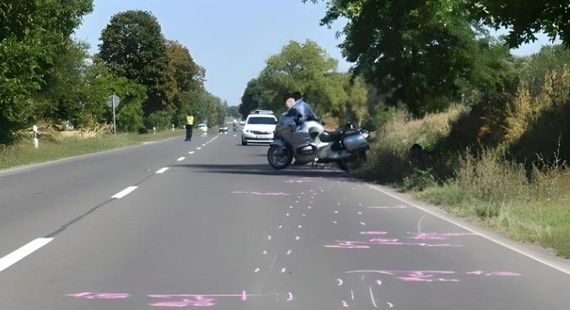 Motoros okozott balesetet a 6-os úton: ketten megsérültek
