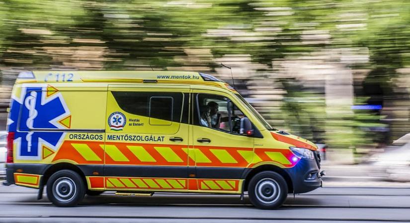 Az út szélén született meg a debreceni baba, édesanyja hálás a mentőknek