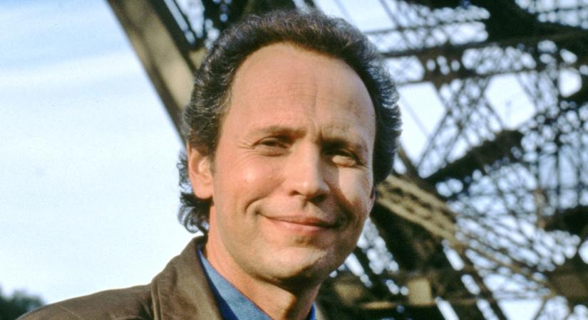 Billy Crystal arcát teljesen tönkretette a plasztika – Friss fotókon a 77 éves színész
