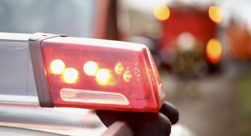 Baleset történt az M7-esen, tűzoltókra is szükség volt