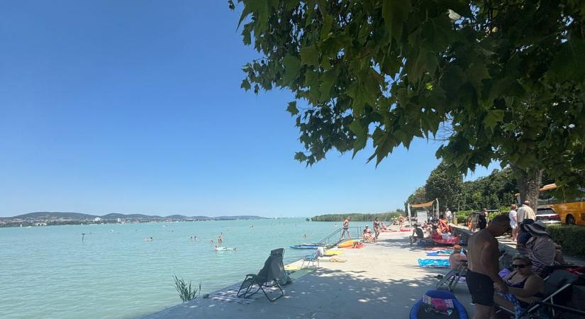 Csábító a Balaton: ilyen idő vár ma a tó partján