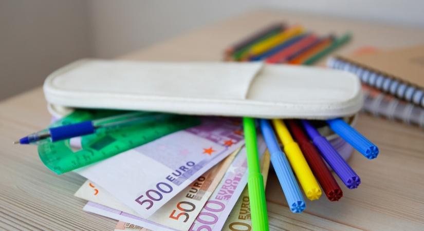 Egy vagyonba kerül az iskolakezdés – ekkora összegre számíthat
