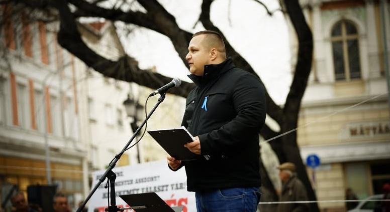 A DK szerint a kecskeméti képviselőjelölt nem visszalépett, ők cserélték le