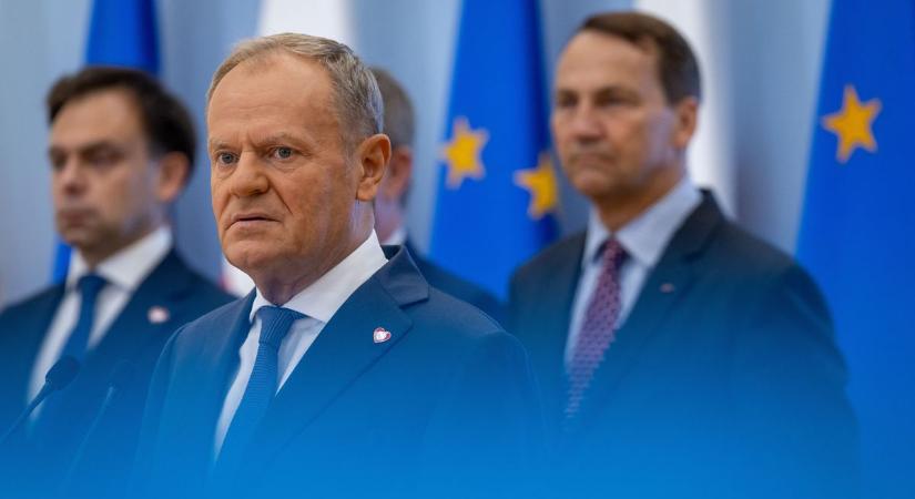 Tusk leadta a vészjelzést: Európának fel kell készülnie arra, hogy megtámadhatják