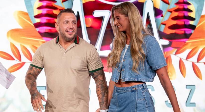 Mesés menyasszony lett Judie – Curtis esküvői fotója percek alatt tarolt