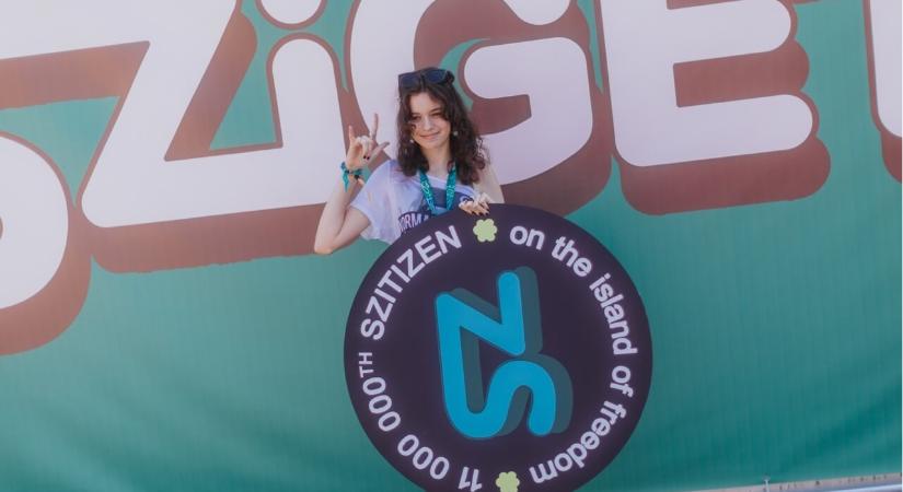 MEGJÖTT A SZIGETRE A 11 MILLIOMODIK SZITIZEN