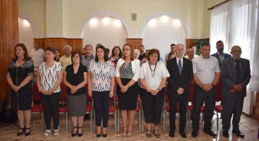 Elismerések a közösség szolgálatáért Komádiban
