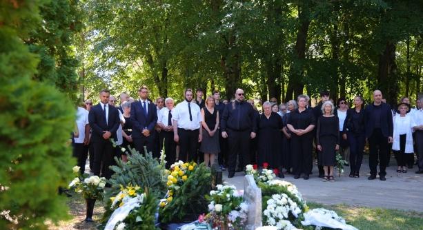 Fájdalmas búcsú Almási Zsolt polgármestertől (galériával)