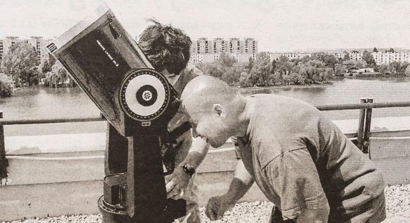 Amikor a nappal sötétségbe borul: archív fotókon mutatjuk hogyan kémlelték az eget 30 éve