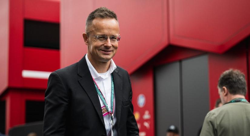 Szijjártó az orosz miniszterelnök-helyettessel telefonált a Trump-Putyin találkozóról
