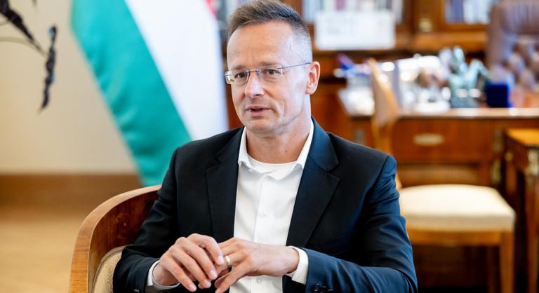Szijjártó Péter az orosz miniszterelnök-helyettessel egyeztetett az amerikai-orosz csúcstalálkozóról