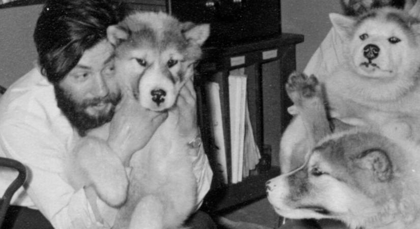 1959-ben a mélybe zuhant egy kutató az Antarktiszon, most egy karóra, egy rádió és egy pipa mellett bukkantak a maradványaira