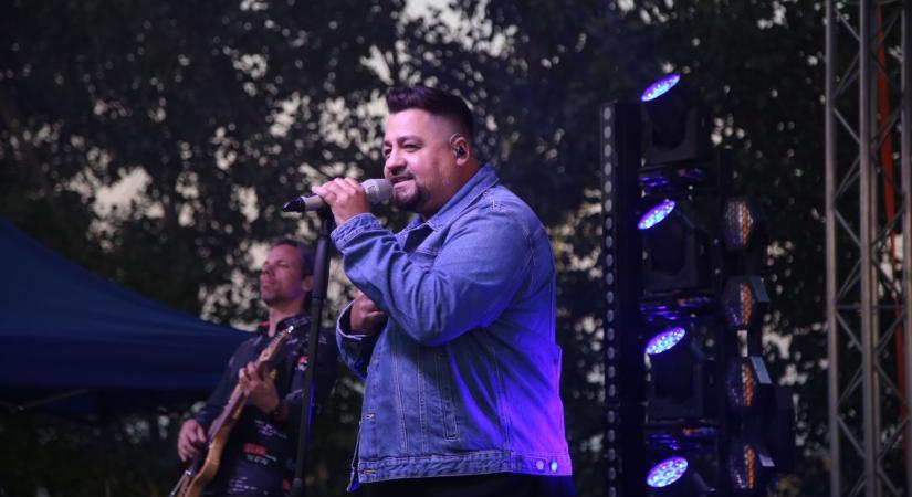 Caramel és Nótár Mary fergeteges bulit csináltak Baracson - képgalériával, videóval