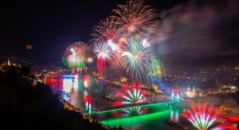 Akadálymentesített helyszínekkel várják a látogatókat Budapesten augusztus 20-án