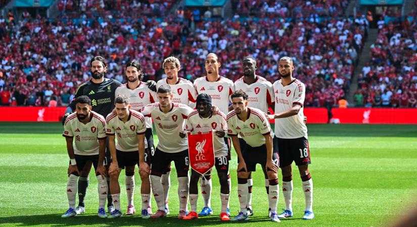A Liverpool begyújtotta a rakétákat, Arne Slot vinné az FC Barcelona sztárját