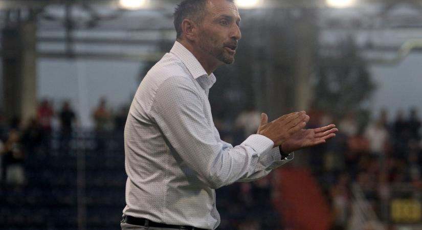 A Vasas edzője kalapot emelt a bosszankodó ellenfél előtt – reakciók