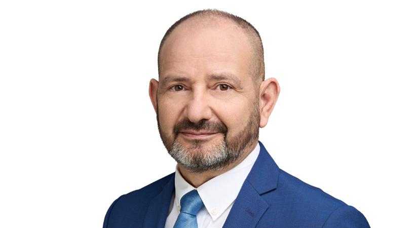 Juhász Béla: „Elegünk van a csőtörésekből, a foltozott utakból, a lepusztult közszolgáltatásokból!”