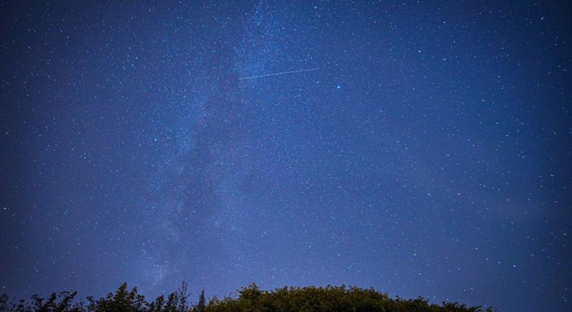 A Perseidák – amikor az ég fekete kávéscsészéjéből hullik a csillag