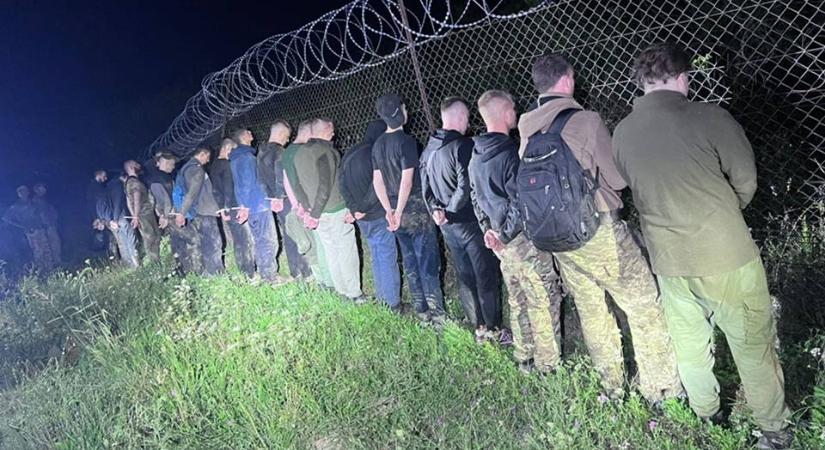 Figyelmeztető lövésekkel akadályozták meg az illegális határátlépést Kárpátalján