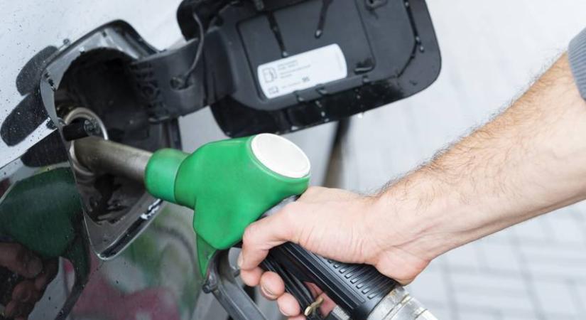 Így alakul a benzin ára szerdán: a gázolajról is megszólaltak a szakértők