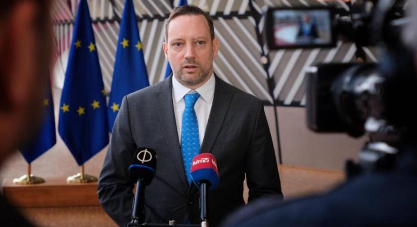 Azbej Tristan: eljött az ideje egy orosz-európai csúcstalálkozónak