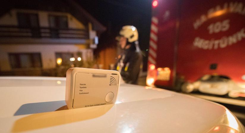 Perceken múlt: így előzték meg a tragédiát a szén-monoxid-érzékelők Dunaújvárosban