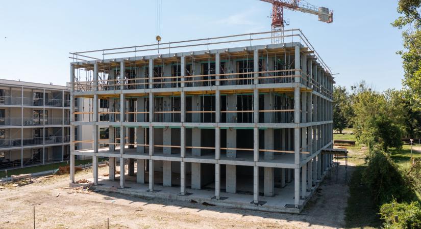 Kiemelt nemzetgazdasági beruházás lehet a legalább 250 új lakást létrehozó projektekből