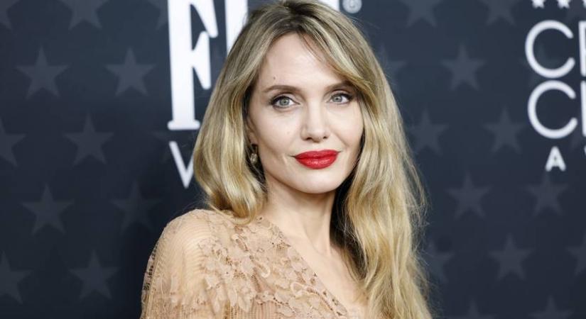 Íme Angelina Jolie Los Angeles-i álomotthona belülről: ezért adja el az ingatlant