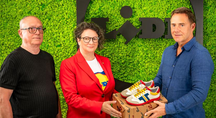 Egy ikon született a Lidl és a Tisza Cipő kollaborációjával