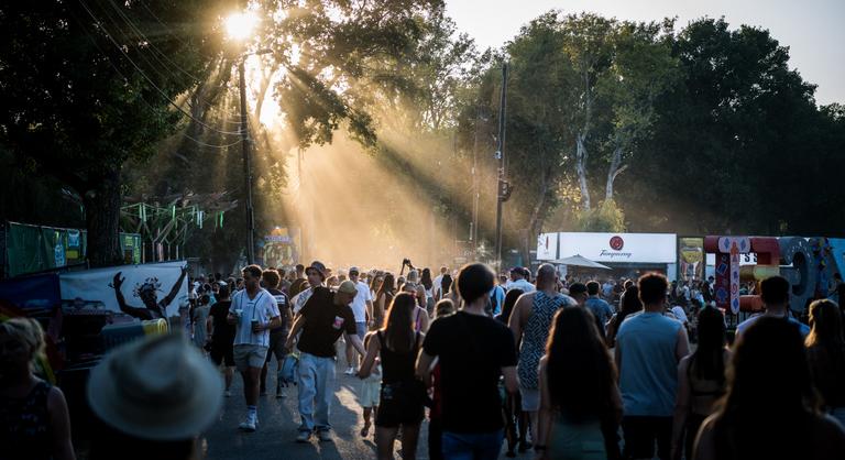 416 ezer látogatót vonzott idén a Sziget, közel volt a telt ház