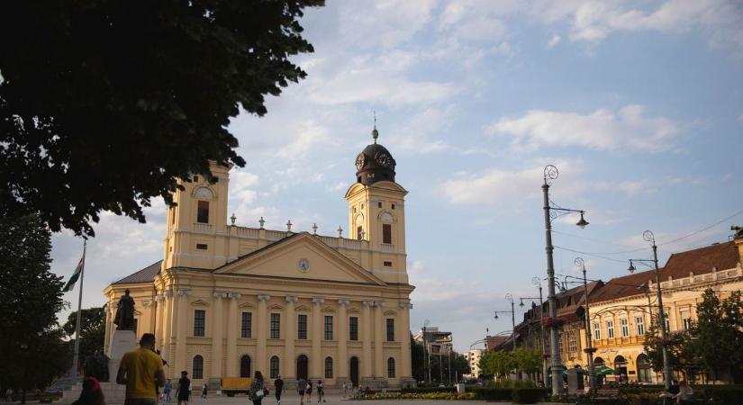 Hamarosan nyit az új debreceni szálloda; lélegzetelállító képeken a belseje!