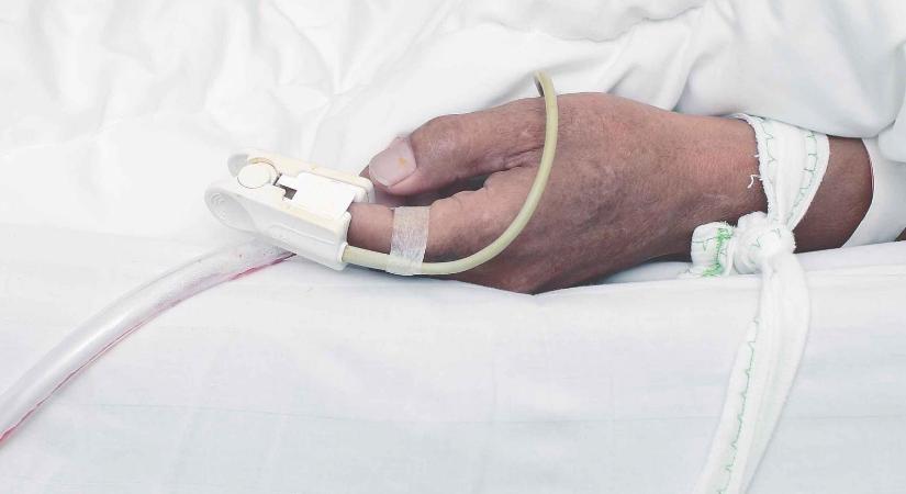 Csak halála előtt szóltak egy édesanyának a kistarcsai kórházban, hogy betegsége gyógyíthatatlan, családja az utolsó pillanatig reménykedett, hogy meggyógyul