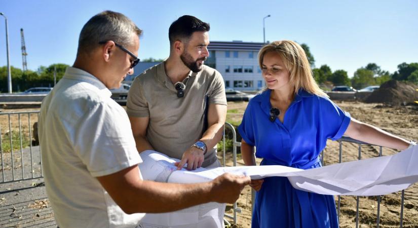 Két alpolgármester is megszemlélte az épülő debreceni csomópontot