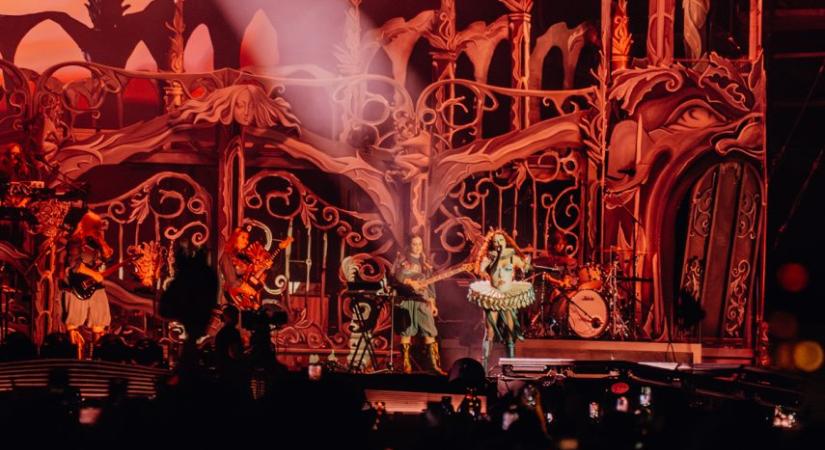 Chappell Roan elvitt Csodaországba a Sziget zárónapján