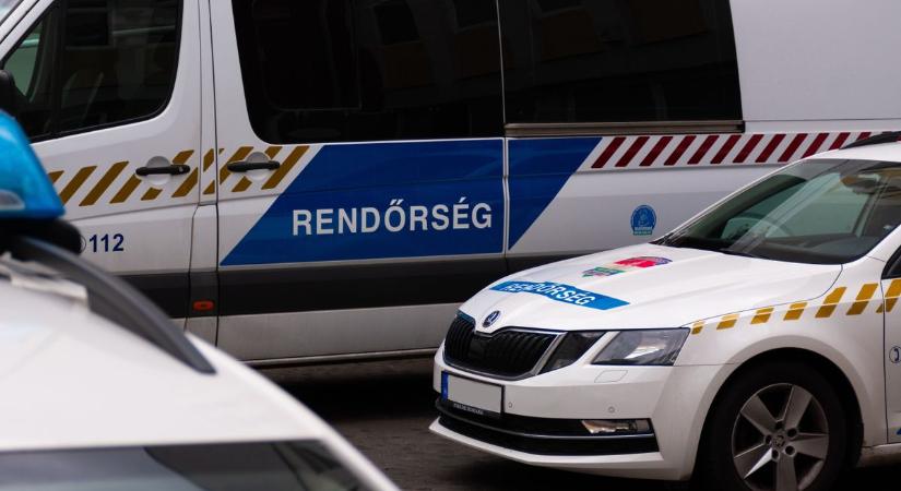 Nőként bujkál a rendőrség elől a bajai díler, nagy erőkkel keresik Kolompár Zoltánt – FOTÓ