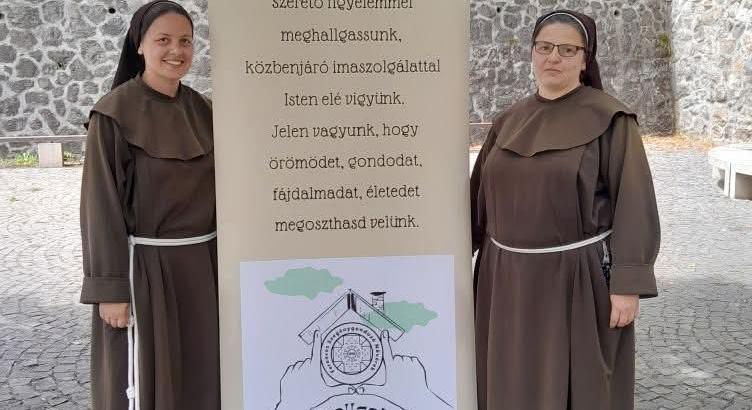 Szentkúton, a főbúcsún hallgatással nyújtanak lelki elsősegélyt a nővérek