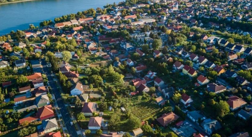 A Paksi Közlekedési Kft. tájékoztatója – Járatokat érintő útlezárás