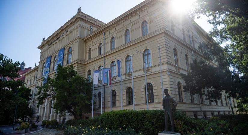Százmilliós támogatást kapott az SZTE az Alzheimer-kór korai észlelésére folyó kutatáshoz