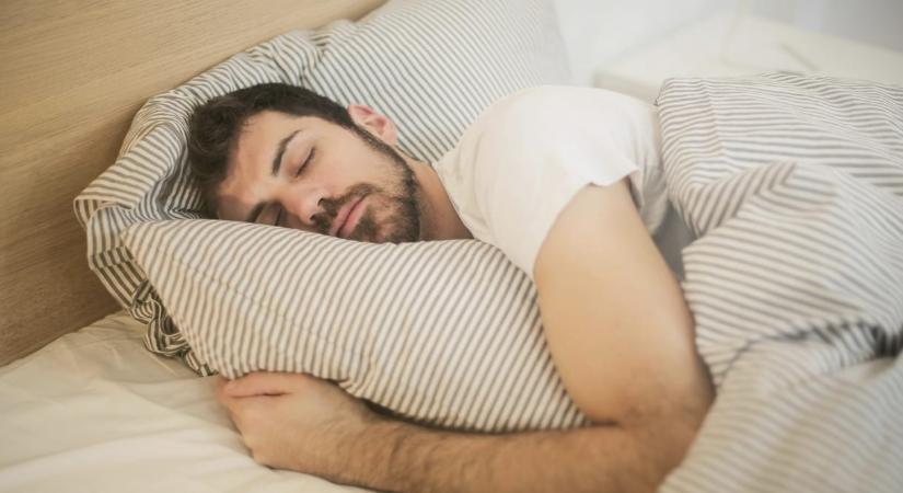 Hogy mennyit kell aludni? Lenne itt egy óriási tévhit